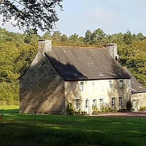  Hébergement de vacances Paimpont: De La Haute Fenderie France